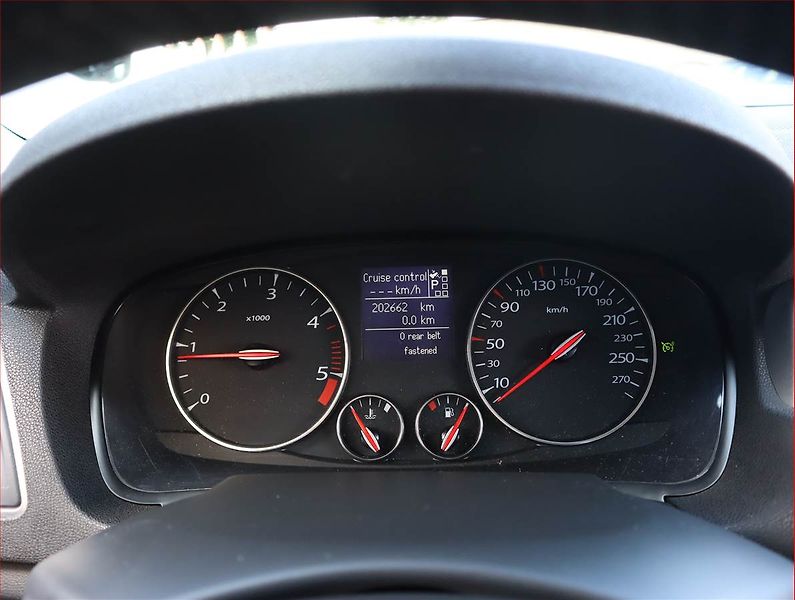 Renault Laguna (2013) 2.0 dCi, Automat, Serv.kniha - fotka 11 z 18