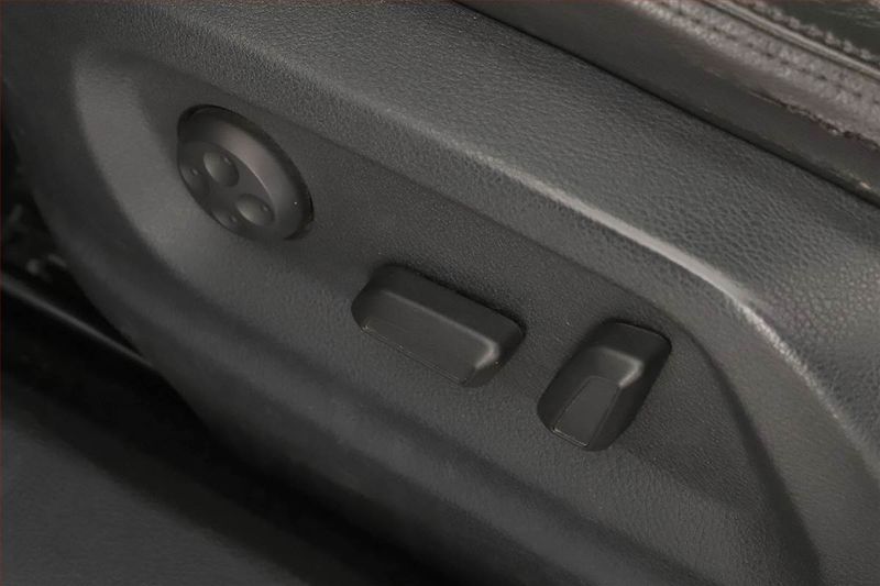 Volkswagen Tiguan (2008) 1.4 TSI, 4X4, Xenony - fotka 18 z 19