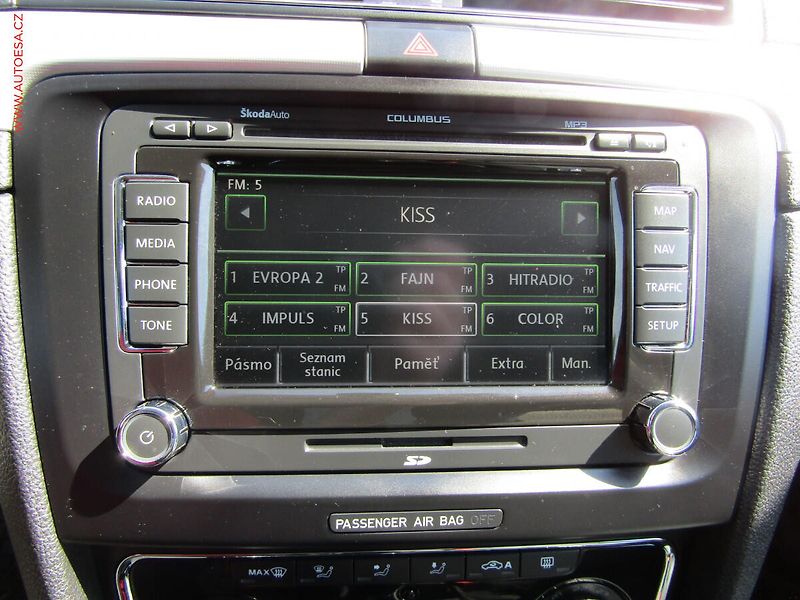 Škoda Superb (2009) 2.0TDi, ČR, Xenon, AC - fotka 13 z 23