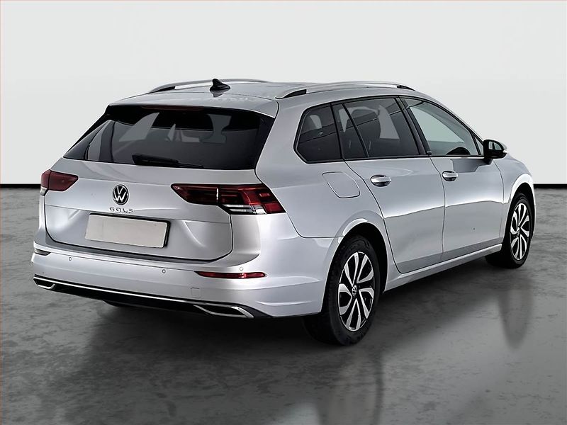 Volkswagen Golf (2023) Life 1.5 TSI, Navi, Tempomat - fotka 5 z 18