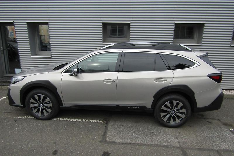 Subaru Outback (2025) 2,5i TOURING MY25.5 - fotka 5 z 62