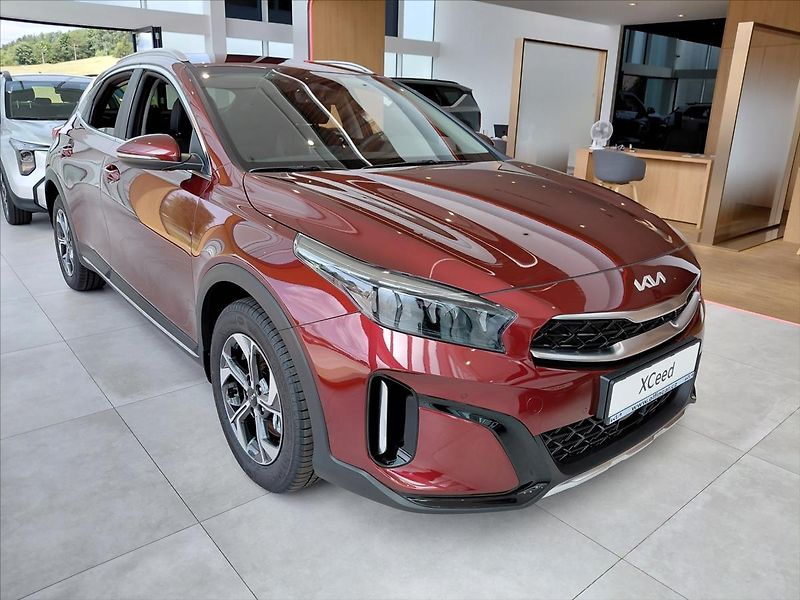 Kia XCeed (2026) 1,6   T-GDI 7DCT EXCLUSIVE - fotka 2 z 13