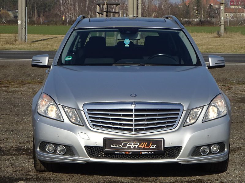 Mercedes-Benz Třídy E 220 CDI 125kW ELEGANCE - fotka 3 z 25