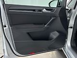 Volkswagen Touran Highline DSG - náhled 13
