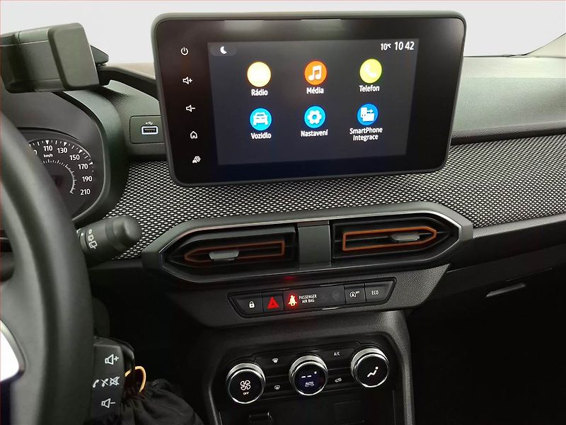 Dacia Sandero (2022) 1.0 TCe, ČR,1.maj, Serv.kniha - fotka 12 z 16