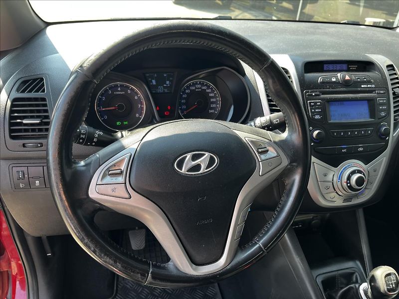 Hyundai ix20 1,4   CVVT - fotka 11 z 18