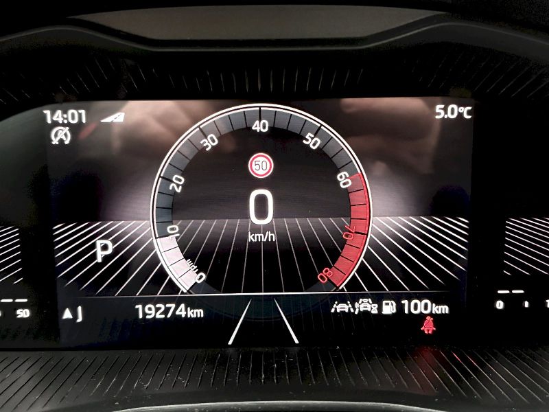Škoda Kamiq (2024) DSG 1.0 TSI / 85 kW / MONTE CA - fotka 13 z 29