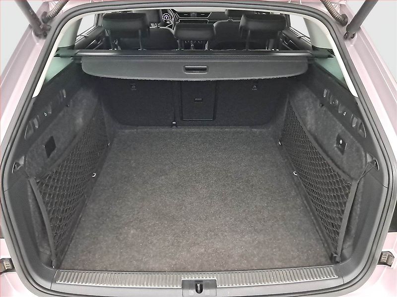 Škoda Superb (2021) Laurin&Klement 2.0 TDI - fotka 14 z 25