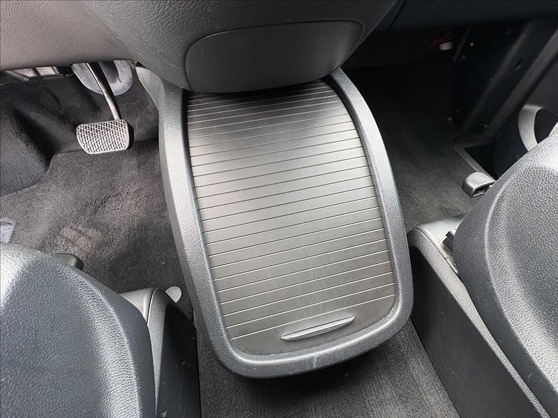 Mercedes-Benz Třídy V 2,2 250 CDi 4M,Led,Navi,Kamera - fotka 28 z 44