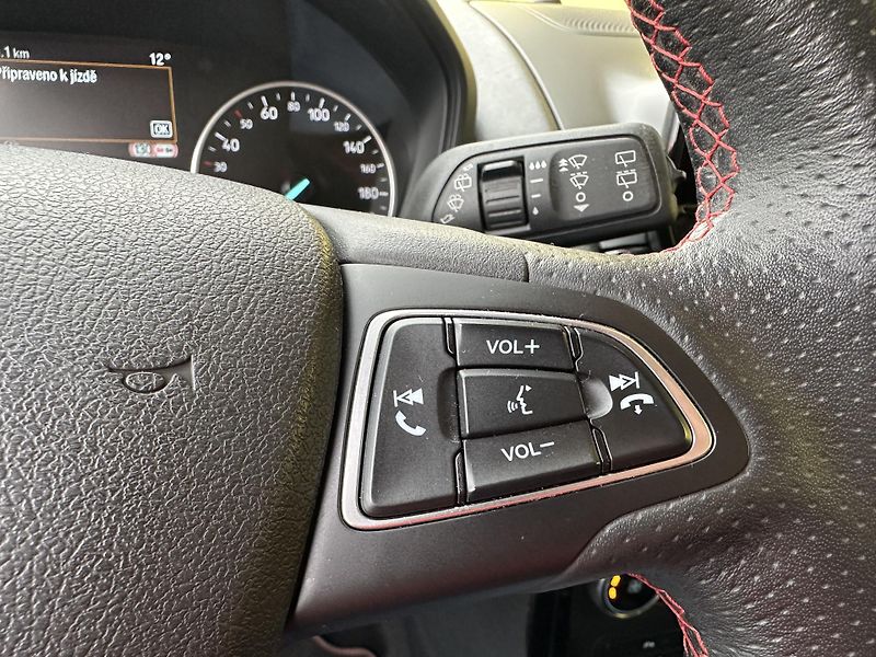 Ford EcoSport (2023) 1.0EB/92kW *ST LINE* 1.Maj.  - fotka 14 z 41