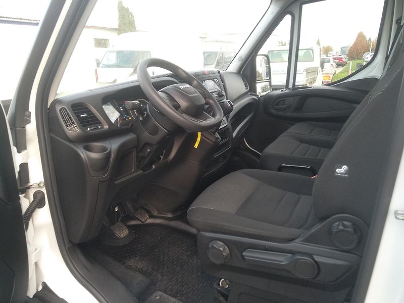 Iveco Daily 35C160 celo 8 palet - fotka 7 z 9
