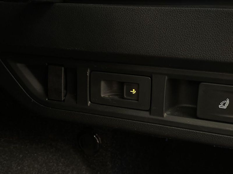 Škoda Octavia (2021) SW 1.0 TSI Ambition DSG 81 kW - fotka 12 z 24