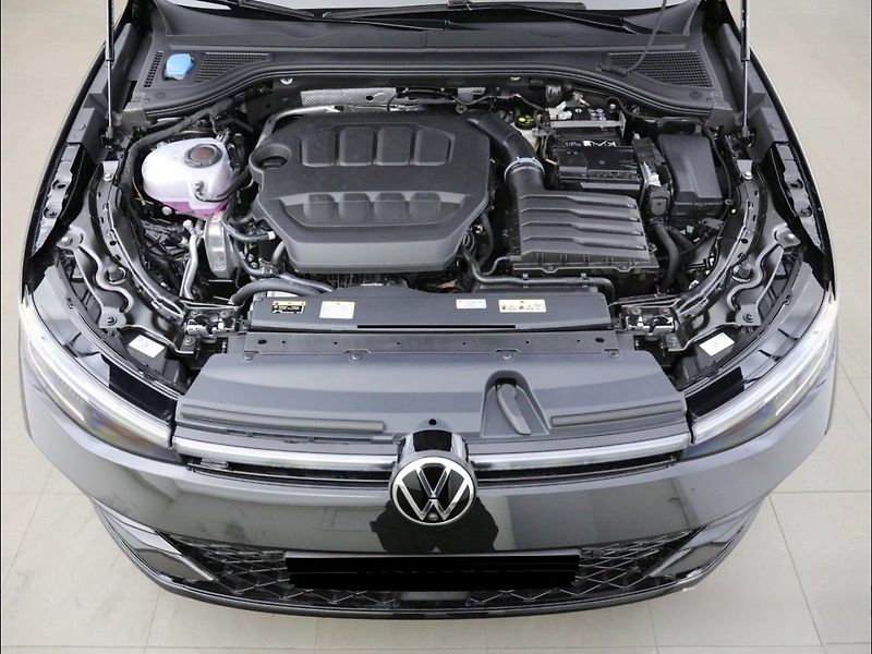 Volkswagen Passat (2026) 2,0 TSI 195 kW 4M R-Line - fotka 10 z 11