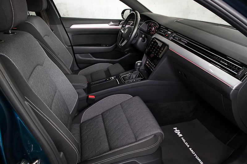 Volkswagen Passat 2.0TDI 110kW DSG IQ 360 Webast - fotka 13 z 35