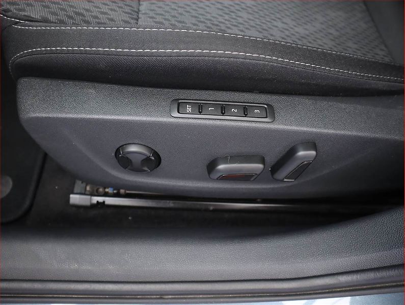 Škoda Octavia (2022) Ambition Plus 2.0 TDI - fotka 17 z 20