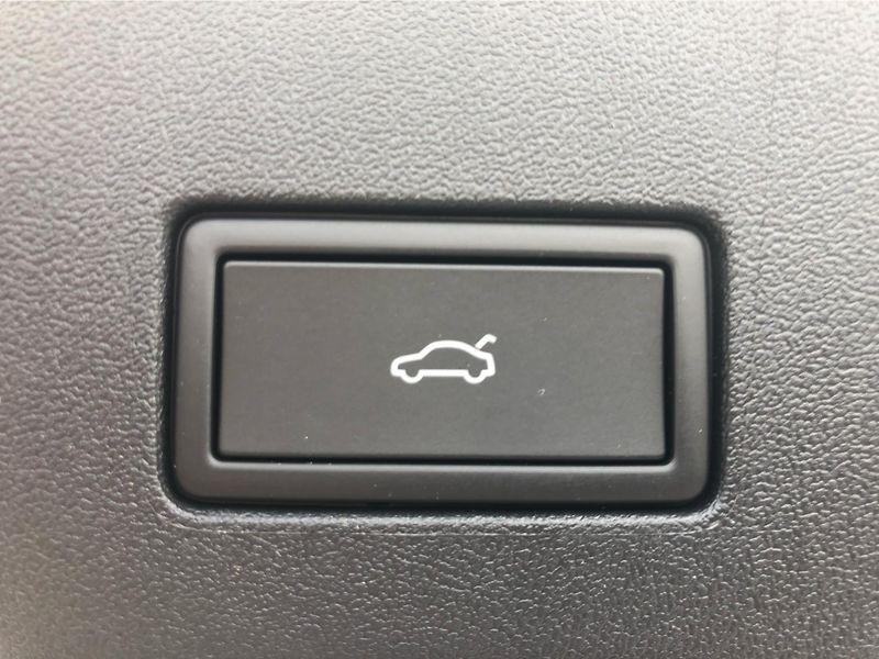 Volkswagen Tayron People 1,5 TSI 150 kW eHybrid - fotka 27 z 30