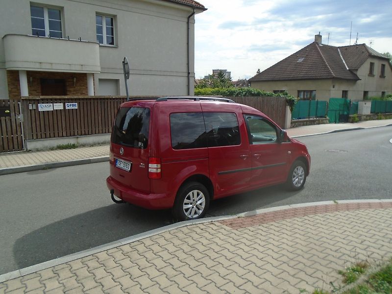 Volkswagen Caddy (2013) JAKO O 1.6 TDI,5.Míst,Klima - fotka 6 z 24