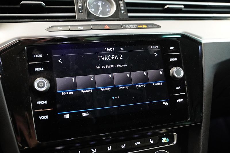 Volkswagen Passat - fotka 18 z 29