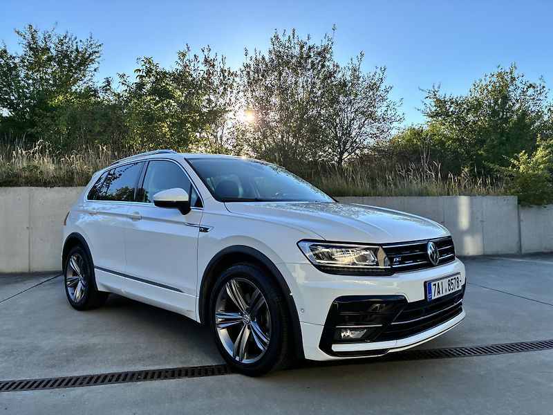 Volkswagen Tiguan (2019) VW Tiguan R-Line  1.5 tsi  - fotka 2 z 19