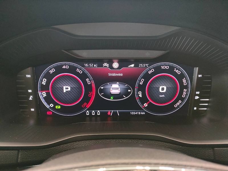 Škoda Karoq (2021) Sportline 2.0 TSI 4x4 (140kW/1 - fotka 15 z 31