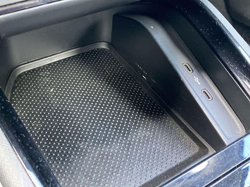 Škoda Kamiq (2020) 1.0 TSI DSG Style - fotka 17 z 31