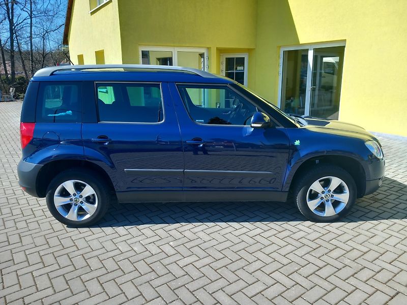 Škoda Yeti (2011) 1,6TDi TOPSTAV 1.MAJ. NOVÁ STK - fotka 8 z 39
