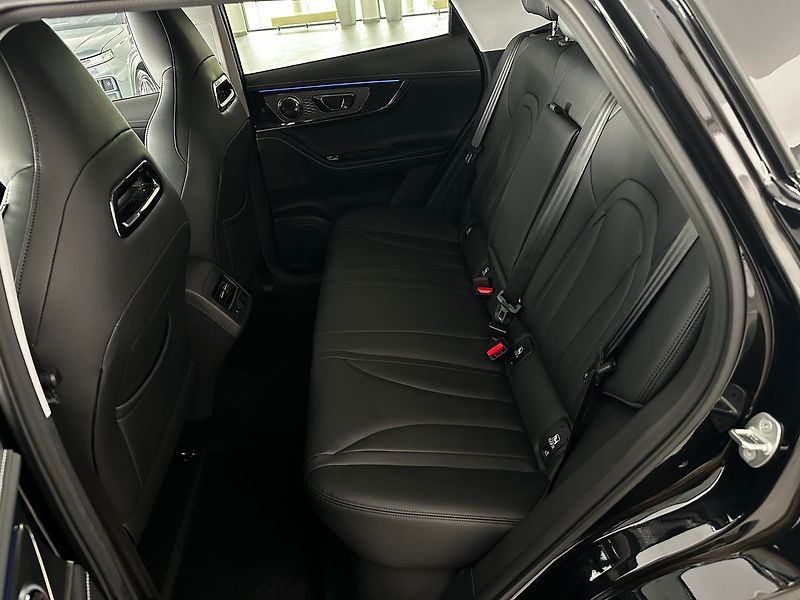 Omoda 5 1,6 TGDI DCT PREMIUM - fotka 26 z 28