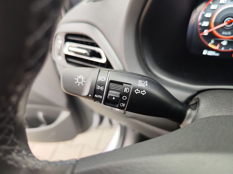 Hyundai i30 1.5 T-GDi/103kW Style - fotka 30 z 36