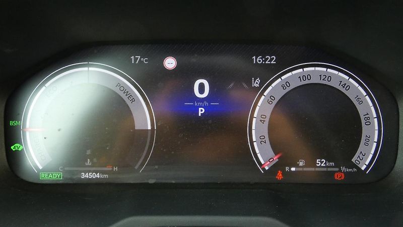Toyota RAV4 2.5 Hybrid Executive 4WD e-CVT - fotka 14 z 24