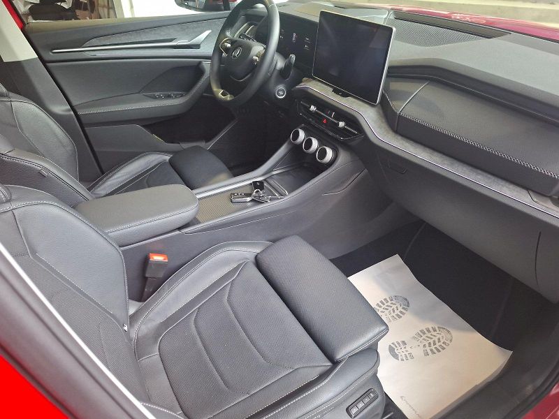 Škoda Kodiaq (2024) SELECTION 4X4 TD 142/2.0 A7A - fotka 49 z 52
