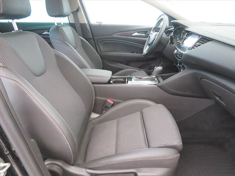 Opel Insignia (2017) 1.6 CDTI, Automat, Serv.kniha - fotka 9 z 17