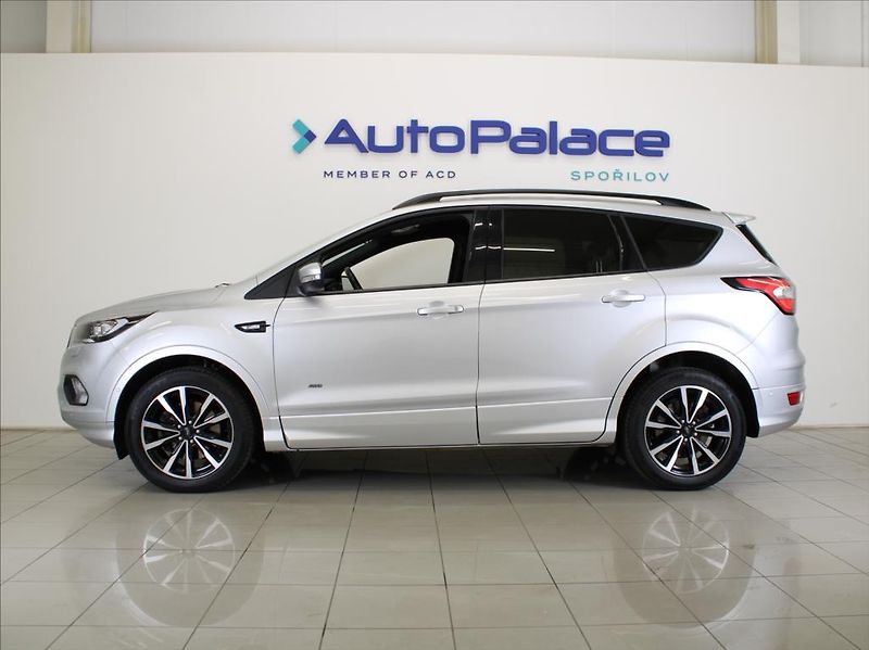 Ford Kuga 2,0 EBlue 132kW 4x4 AT ST-line - fotka 5 z 23