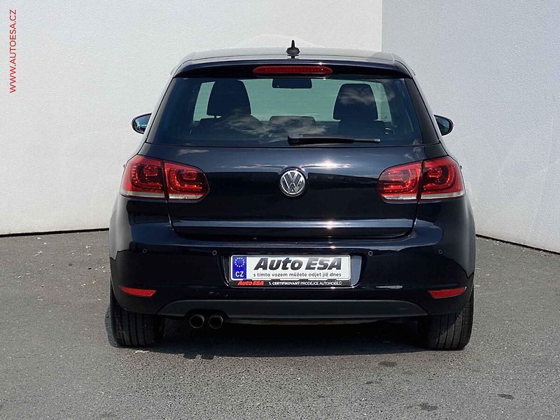 Volkswagen Golf (2012) 1.4 TSi, Highline, bixen - fotka 5 z 17