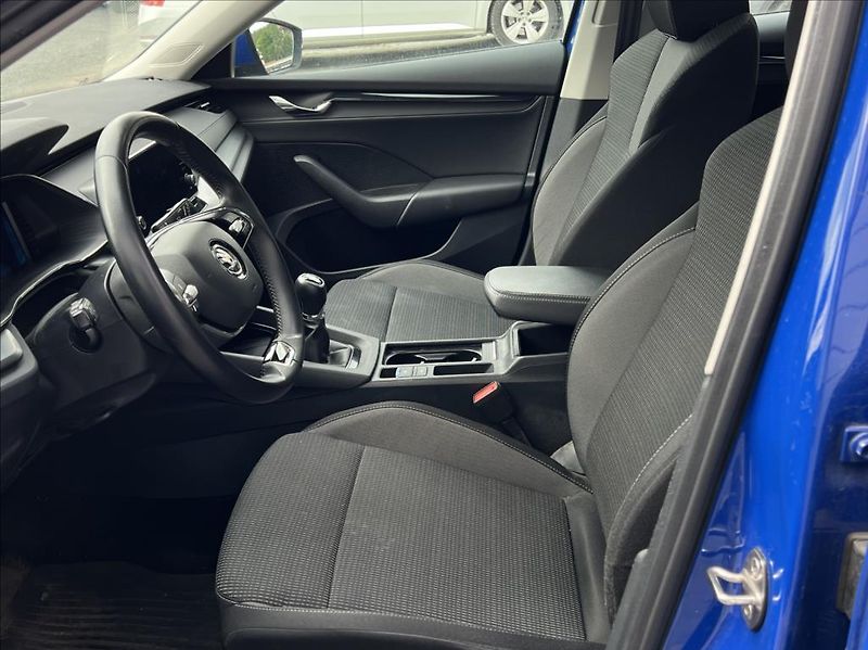 Škoda Octavia 2,0 TDI 110kW Ambition Combi - fotka 9 z 26