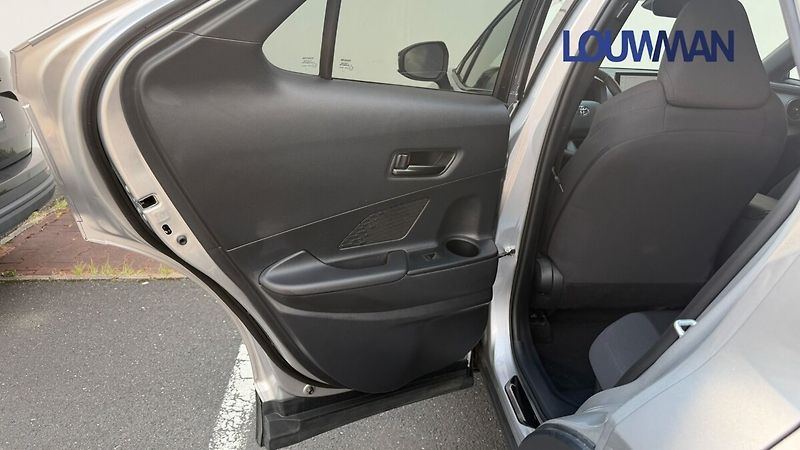 Toyota C-HR 2.0 PHEV Style - fotka 18 z 25