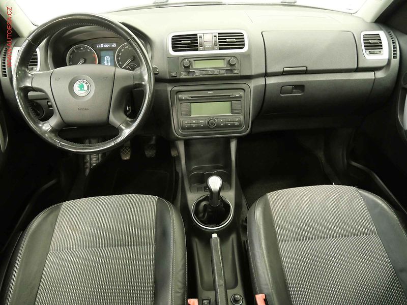 Škoda Roomster (2006) 1.4i, Panor, AC - fotka 8 z 19