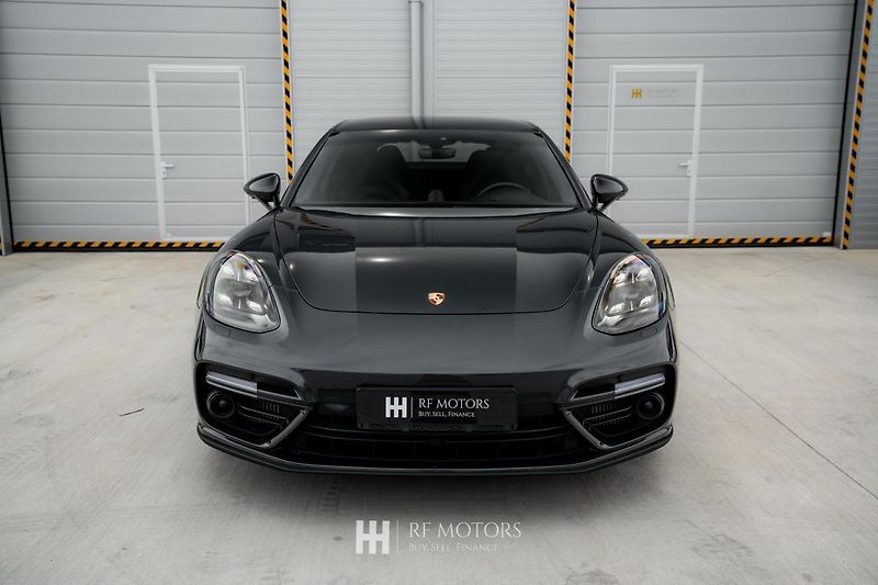 Porsche Panamera (2020) Turbo S E-Hybrid - fotka 4 z 55