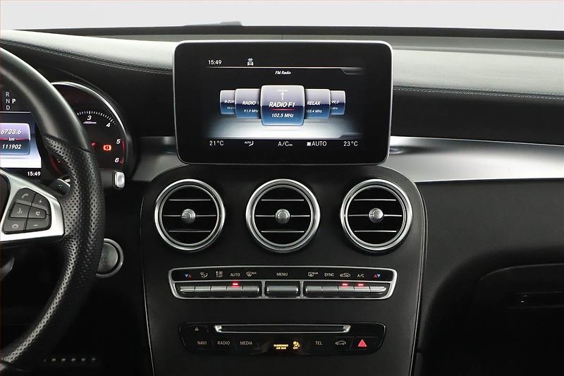 Mercedes-Benz GLC (2017) Avantgarde 250 d 4MATIC - fotka 9 z 21
