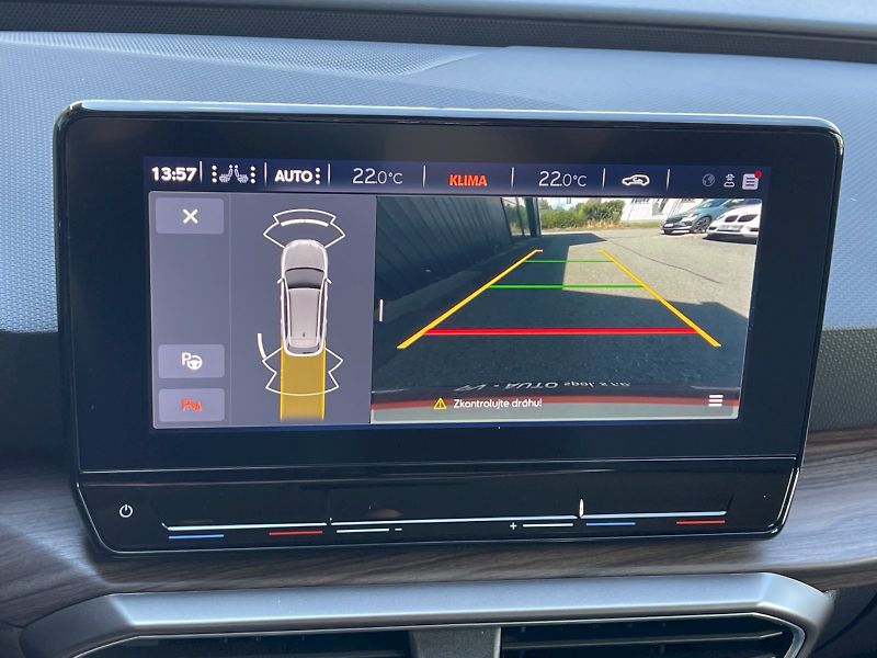 Seat Leon (2024) 1.5 eTSI 110 kW DSG Xcellence - fotka 16 z 34