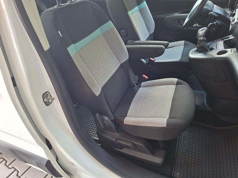 Citroën Berlingo (2020) 1.5HDi 75kW FEEL-NOVÉ ČR-DPH - fotka 25 z 35