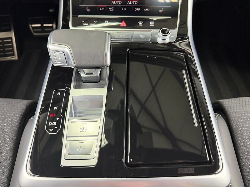 Audi Q7 50 TDI QUATTRO S-LINE, MATRIX, - fotka 24 z 32