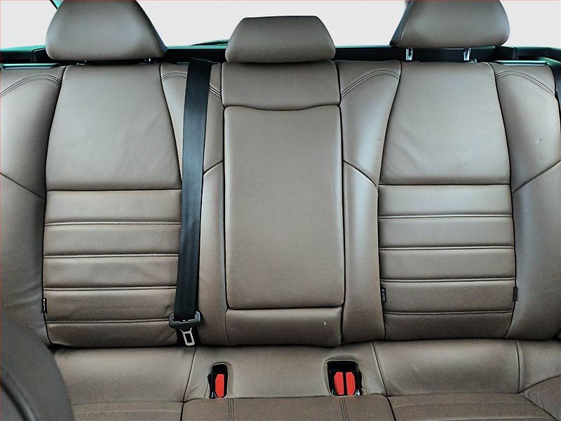 Peugeot 508 (2012) 2.2 HDi, Automat, po STK - fotka 10 z 17