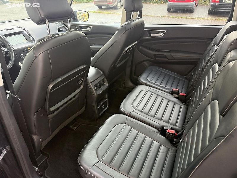 Ford Galaxy (2016) 2.0TDCI 132Kw Aut 4x4 7míst - fotka 14 z 24