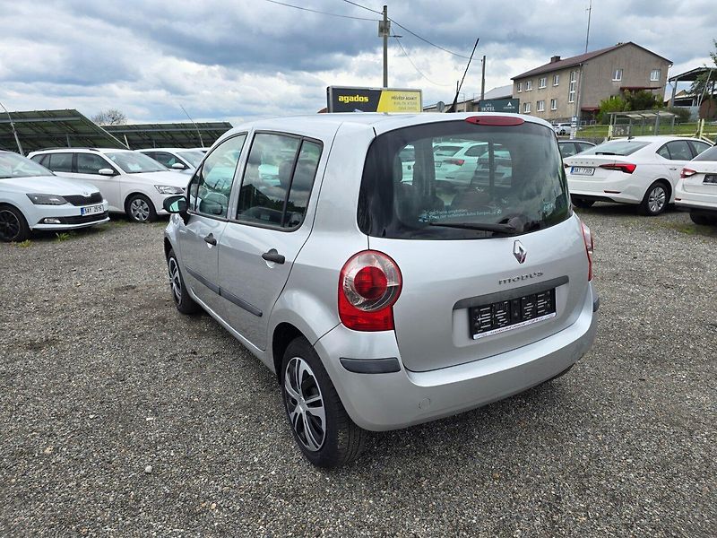 Renault Modus (2007) 1.2 55KW klima 2 - fotka 5 z 23