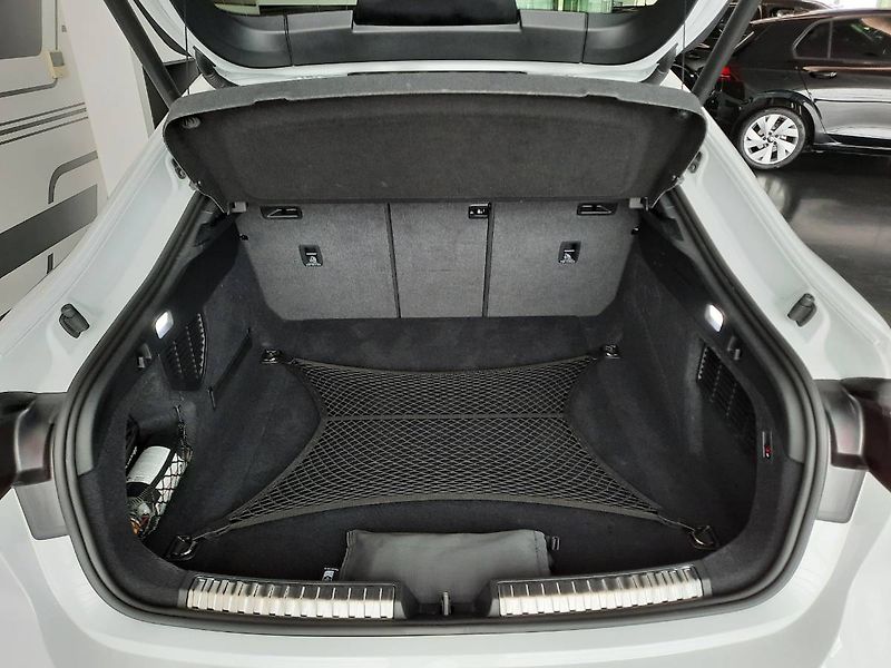 Audi A5 (2025) 2.0 TDI quattro (150kW/204k) S - fotka 26 z 29