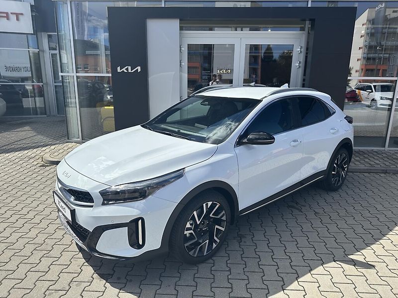 Kia XCeed (2026) 1,6 T-GDi 7DCT 132 kW STEEL ED - fotka 2 z 6