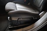 BMW Řada 3 330i xDrive Touring - náhled 22