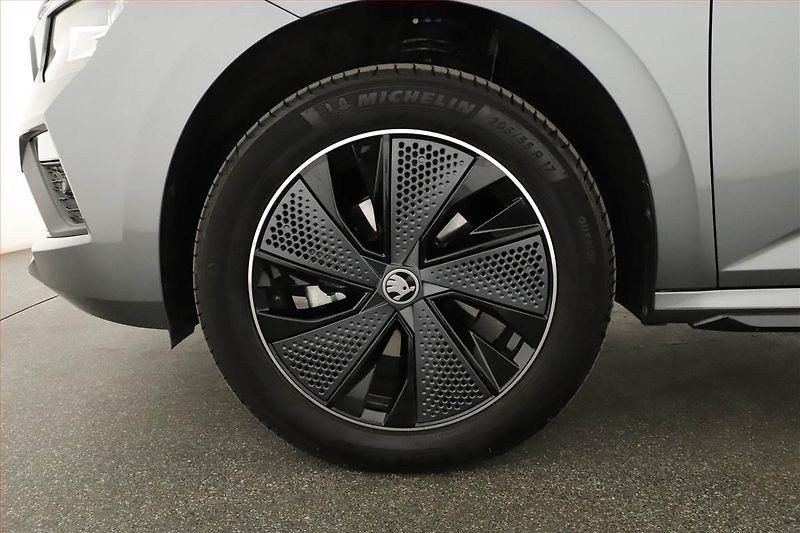 Škoda Kamiq (2025) 1.0 TSI, Monte Carlo - fotka 19 z 19