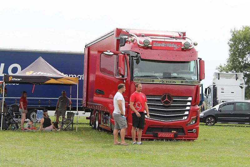Unikátní Škoda RTO 706 – přepravník plachetnic.