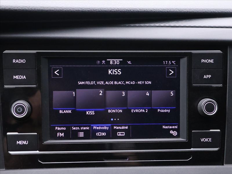Volkswagen Transporter 2,0 TDI 81kW DPH - fotka 17 z 26